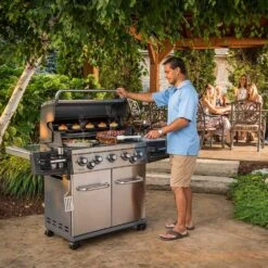 Broil King REG-S590P Regal S590 Pro 5-Burner Freestanding Grill With Side Burner, 32-Inches -Smokey Ridge Grills Shop bk regals590pro ls b 06 20