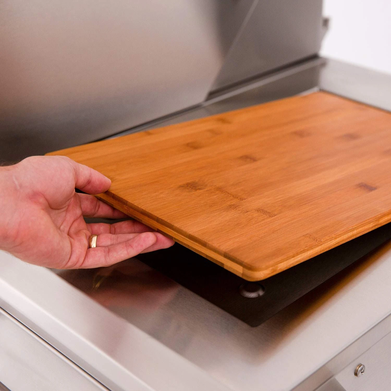 American Made Grills AMG-MUS54-CART Muscle 54-Inch Dual Fuel Wood And Gas Grill With Infrared Searing Burner And Rotisserie Kit On Cart 4 American Made Grills AMG-MUS54-CART Muscle 54-Inch Dual Fuel Wood And Gas Grill With Infrared Searing Burner And Rotisserie Kit On Cart - Image 4