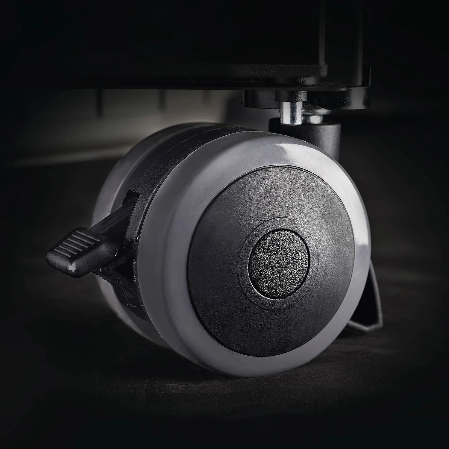 Napoleon P665RSIB Prestige 665 Gas Grill On Cart With Rotisserie And Side Burner, 37-Inches 4 Napoleon P665RSIB Prestige 665 Gas Grill On Cart With Rotisserie And Side Burner, 37-Inches - Image 4