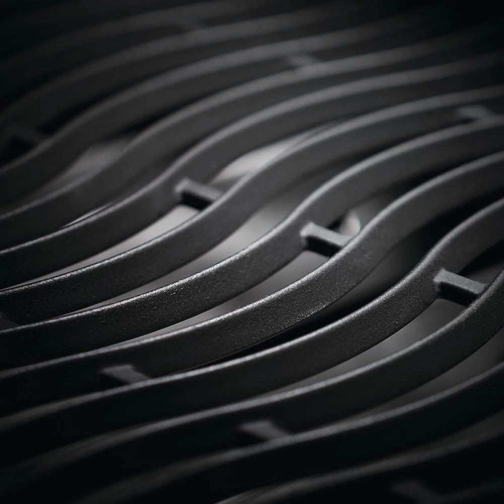 Napoleon R525PK-1 Rogue 525 Black Propane Gas Grill On Cart, 28.75-Inches 5 Napoleon R525PK-1 Rogue 525 Black Propane Gas Grill On Cart, 28.75-Inches - Image 5