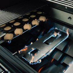 Summerset TRLD44 TRL Deluxe Series Built-In Gas Grill, 44-Inch 10 Summerset TRLD44 TRL Deluxe Series Built-In Gas Grill, 44-Inch -Smokey Ridge Grills Shop trld burner c 01 20