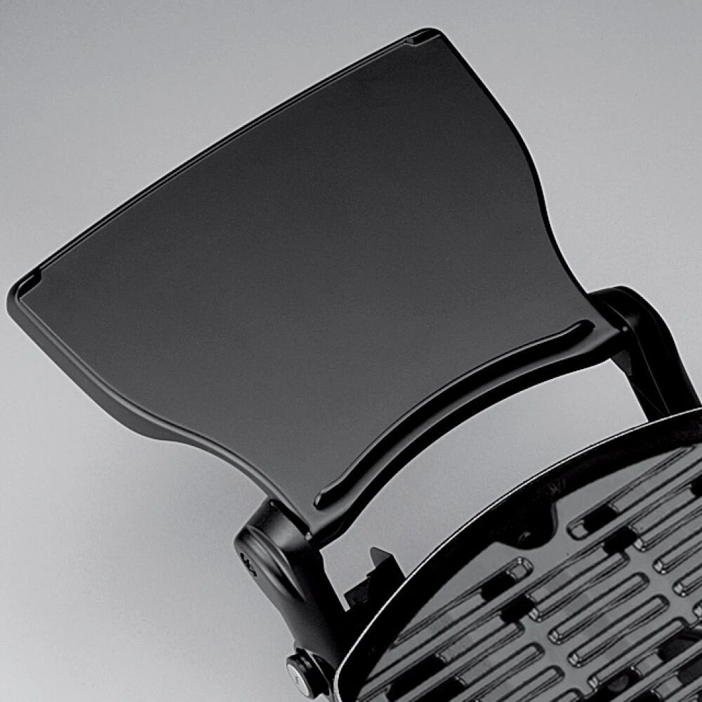 Weber Q2000 Portable Propane Gas Grill With Side Tables On Scissor Cart (WEB-53060001-WEB-6557) 6 Weber Q2000 Portable Propane Gas Grill With Side Tables On Scissor Cart (WEB-53060001-WEB-6557) - Image 6