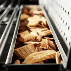 Weber Summit 6-Burner Built-In Gas Grill With Rotisserie, Sear Station And Access Doors (WEB-S-660) 9 Weber Summit 6-Burner Built-In Gas Grill With Rotisserie, Sear Station And Access Doors (WEB-S-660) -Smokey Ridge Grills Shop web s 460 feat c 05 22